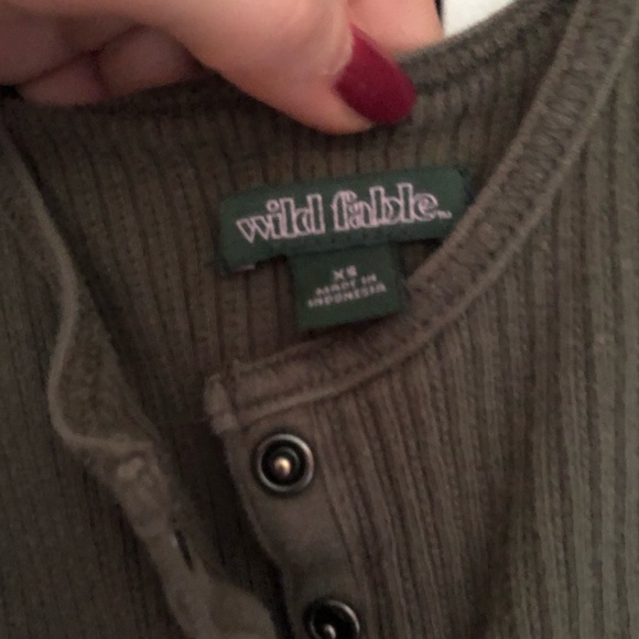 Cute vsco/y2k dark green crop top - Picture 2 of 3